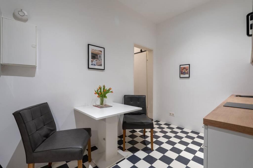 Apartmán Practical 1Br Flat By Center By Hm Vídeň Exteriér fotografie